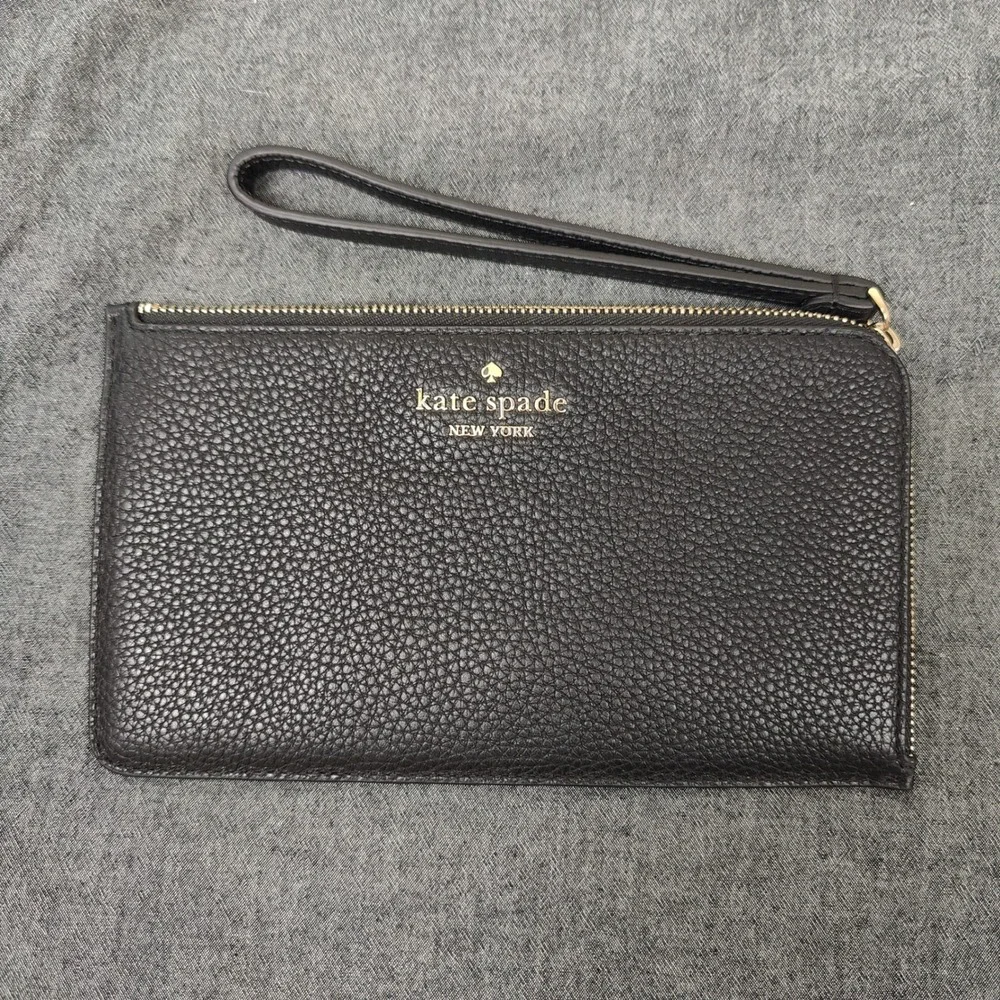 Kate Spade Lucy Wristlet Women‎ Medium Black Pebbled Leather Clutch Preppy